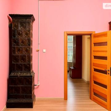 Продаж 2к Квартира Міхновських Братів вулиця