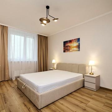 Воскресенська вул., 2-В