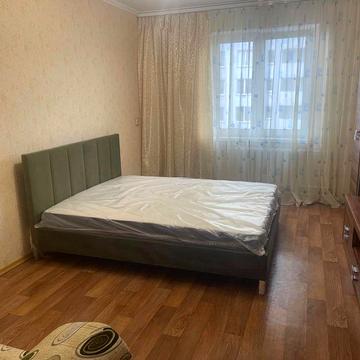 1 кімнатна,Троєщина,Закревського 95