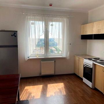 Моторний провулок,11/Б;Голосеев.район,2х комнатна-80м2,20поверх