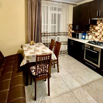 Івана Рубчака вул., 21