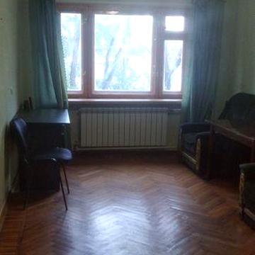 Продам 2 к.квартиру. метро Наукова-7 хвилин