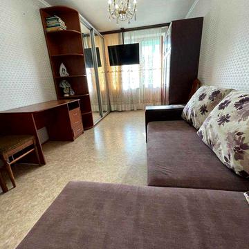 Трехкомнатная кв. Защитников Украины, Спортивная