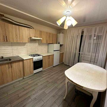 Оренда 1-кімнатної квартири від власника площа Ринок пров Тарнавського