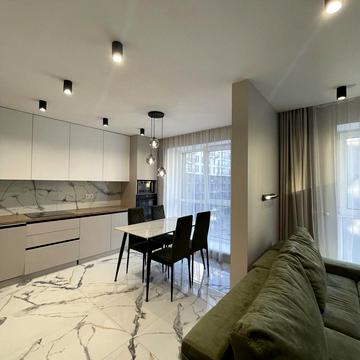 Залізнична вул., 9