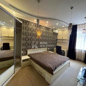 Євгена Коновальця вул. (Щорса), 32-Б