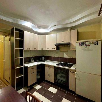 Пр.Свободи, 5, кімнати роздільні, Виноградар