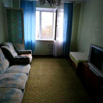 Сдам 3 ком. кв. на Леваде ближней, бульвар Б. Хмельницкого д. 7