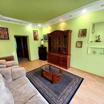 Джона Маккейна вул. (Івана Кудрі), 41/22