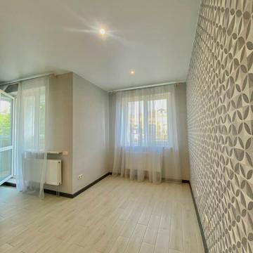 Черновський пров. (Володарського), 1