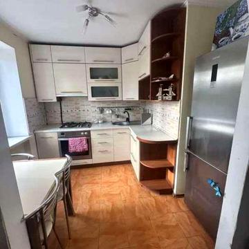 Академіка Шалімова вул. (Героїв Севастополя), 44/10