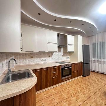 Завальна вул., 10-Б