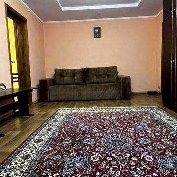 Здається 3-х кім квартира в Центрі міста АГВ