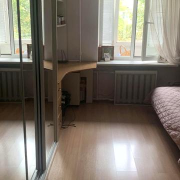 Васильківська вул., 8