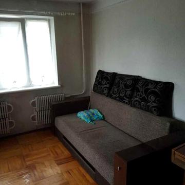 Сдам 2 комнатную квартиру метро Масельского Od3