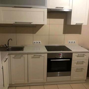 Єлизавети Чавдар вул., 1