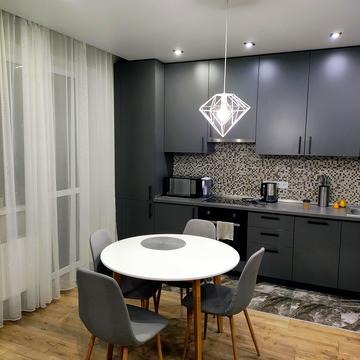 Ревуцького вул., 40 