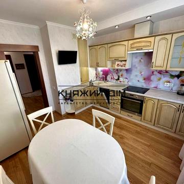 Петра Григоренка просп., 28-В