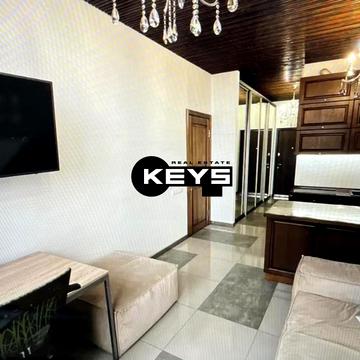 Джона Маккейна вул. (Івана Кудрі), 7