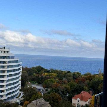 2 комнатная квартира в Литературном, с боковым видом на море. Срочно! ЖК Литературный