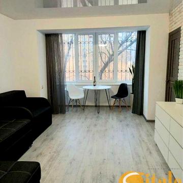 Продаж однокімнатної квартири вул. Запорізька (019)