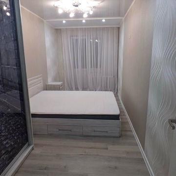 Романа Шухевича вул. (Курчатова), 11