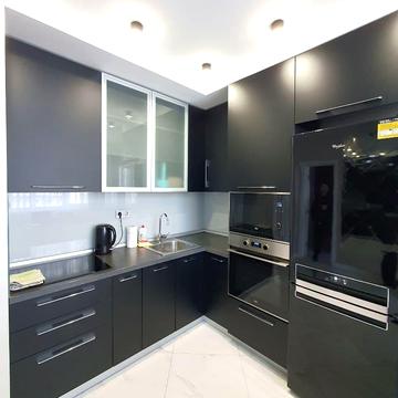 Освіти вул., 16