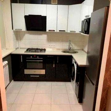 Продаётся 3к квартира метро Левада