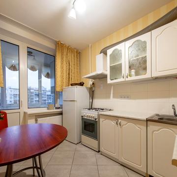 Виставкова вул. (Полковника Потєхіна), 5