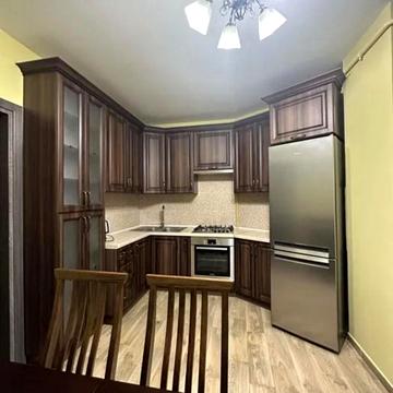 Івана Рубчака вул., 25