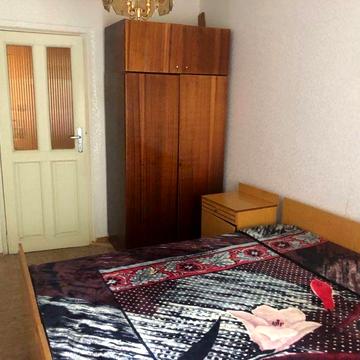 Продам 2-х кімнатну квартиру Молдованка,центр.