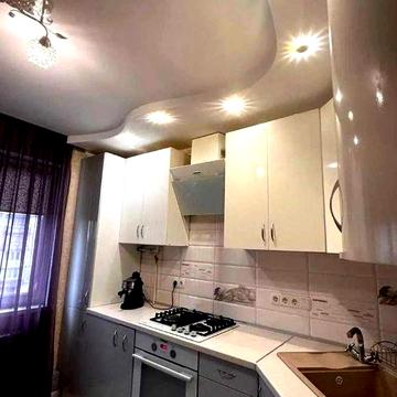 Продам 3х комн кв возле м Холодная гора 4/9 с кап. ремонтом, меб