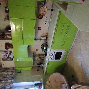 Квартира 2х.комнатная с местом для автомобиля