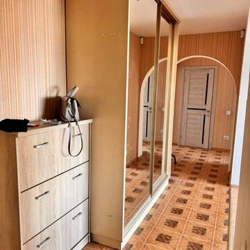 Євгенії Ярошинської вул., 6