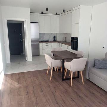 Затишна квартира на Трускавецькі ЖК Континент