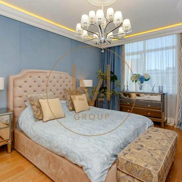 Юнацька вул., 21