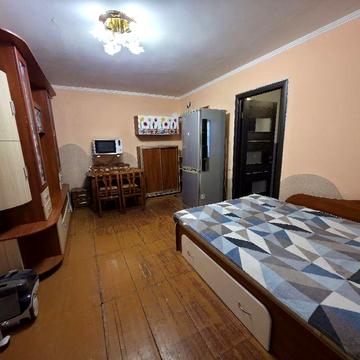 Продається 2-кім квартира