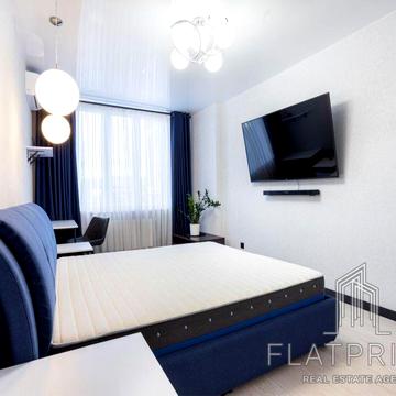 Ясинуватський пров., 10