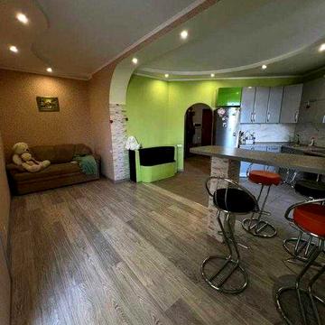 В Харкові продам 2к квартиру в новобудові.