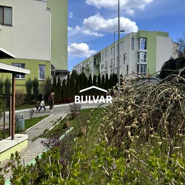 Липова вул. (Синельникова), 8