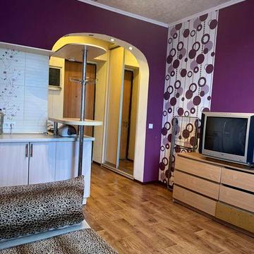 Сдам смарт квартиру угол. ул. Титова и пр. Б.Хмельницкого