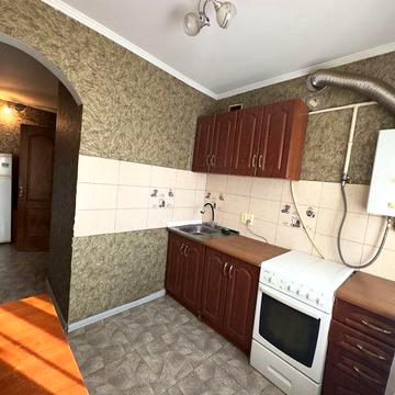 **ЦЕНТР!ЦУМ! Пр. Миру !Комфортна 2-К. Укомплектована!