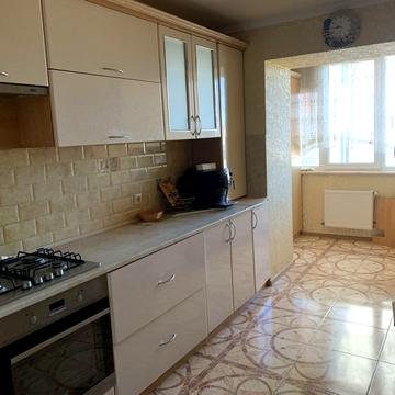 Текстильна вул., 16