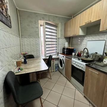 Ряшівська вул., 15