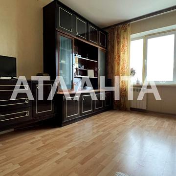 Героїв Космосу вул., 15