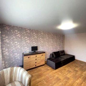 Довгострокова оренда 1к Квартира Галини Мазепи (Ковалевської Софії) вулиця