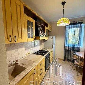 Хорива вул., 33