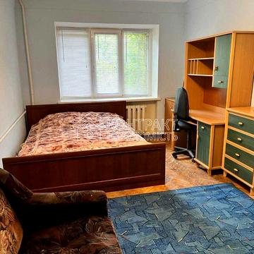 23 Серпня вул., 13