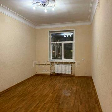 Генерала Алмазова вул. (Кутузова), 1