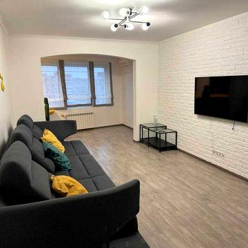 Здам стильну 3-кімнатну квартиру 96 м² у новобудові вул. В-Українця